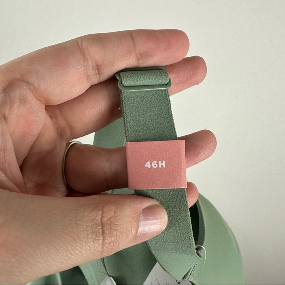 NEW Cacique Green Totally Smooth Lightly Lined Full Coverage Bra Size 46H - Picture 5 of 8